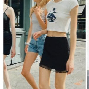 NWT Brandy Melville Ciara Skirt (Black)